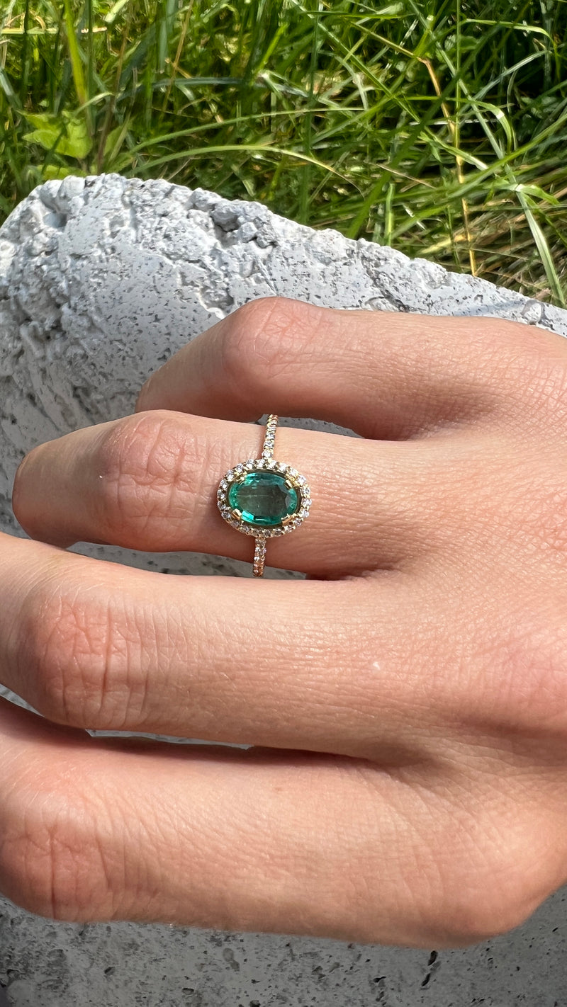 LAGOON emerald ring*