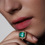 Empire ring*